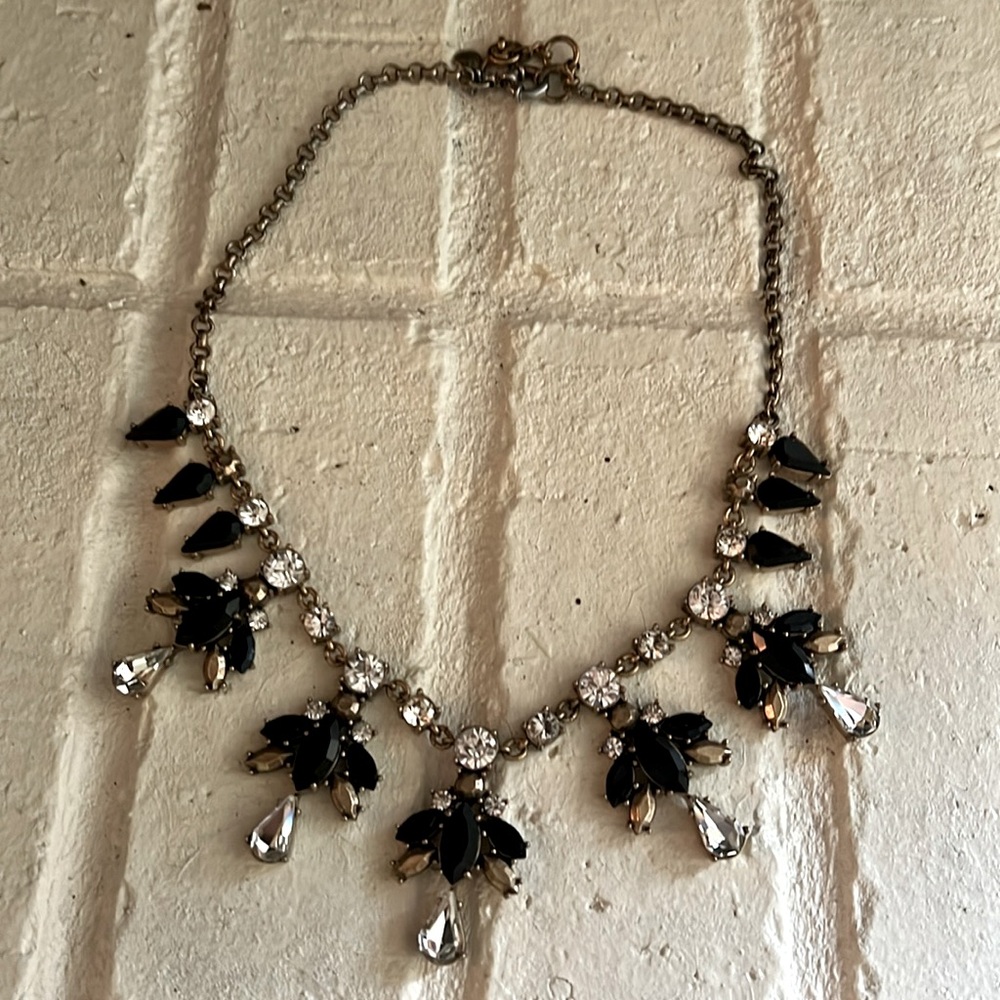 Beautiful J Crew collar bone necklace